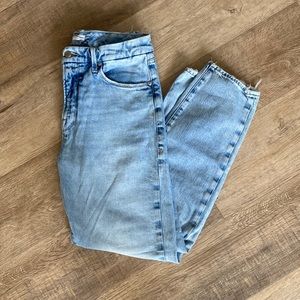 Good American Straight Jeans